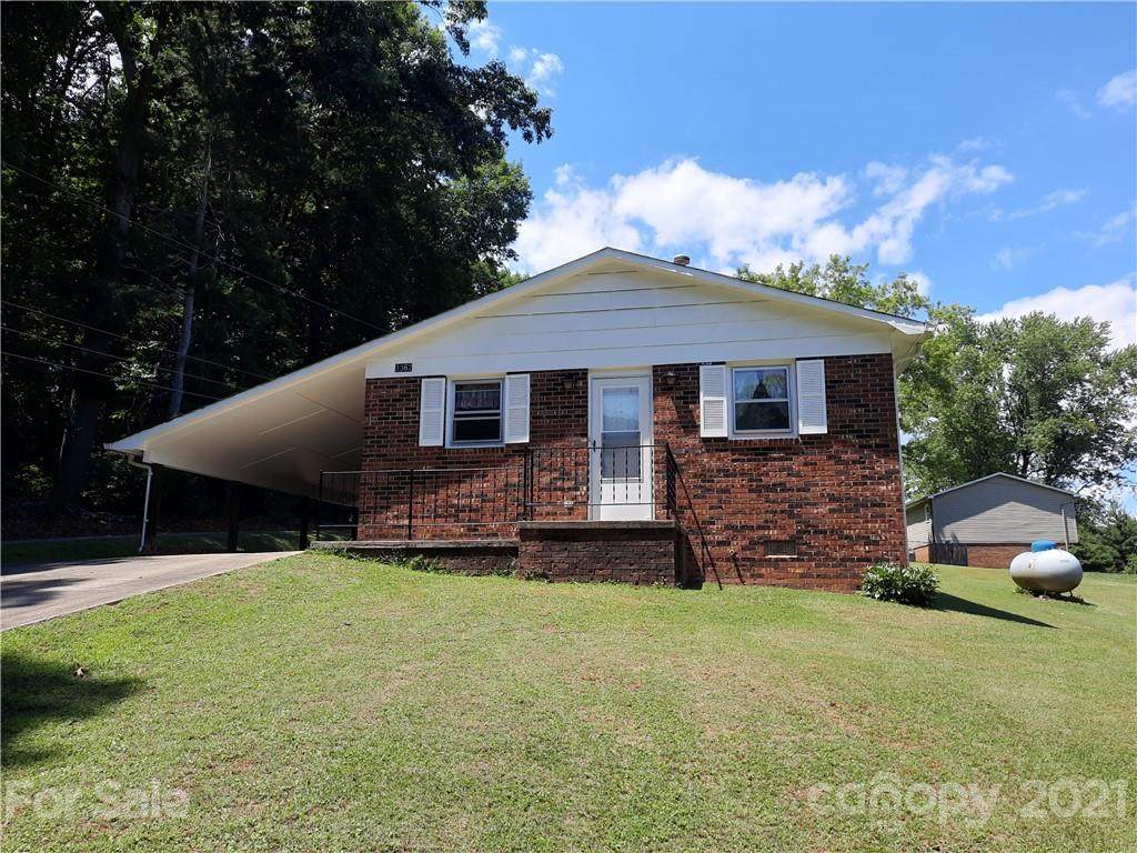 3362 Ivey Stine Road - Photo 1