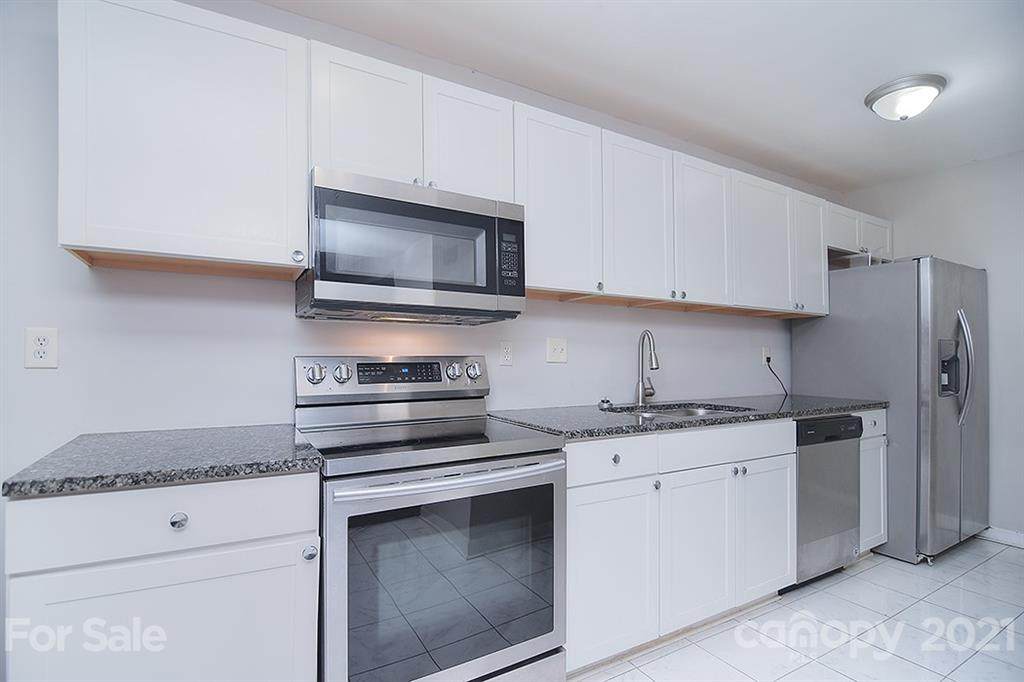 805 High Meadow Lane - Photo 1
