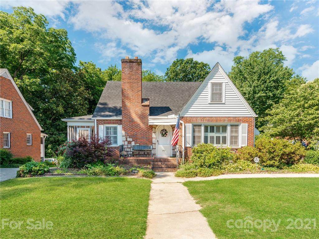 402 Buford Street - Photo 1