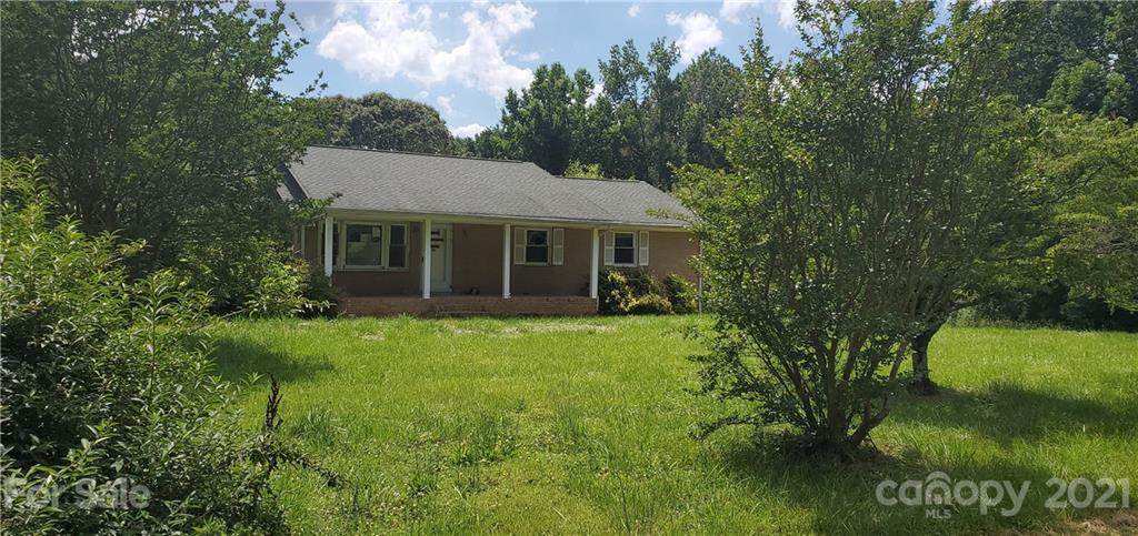 806 Edgewood Road - Photo 1