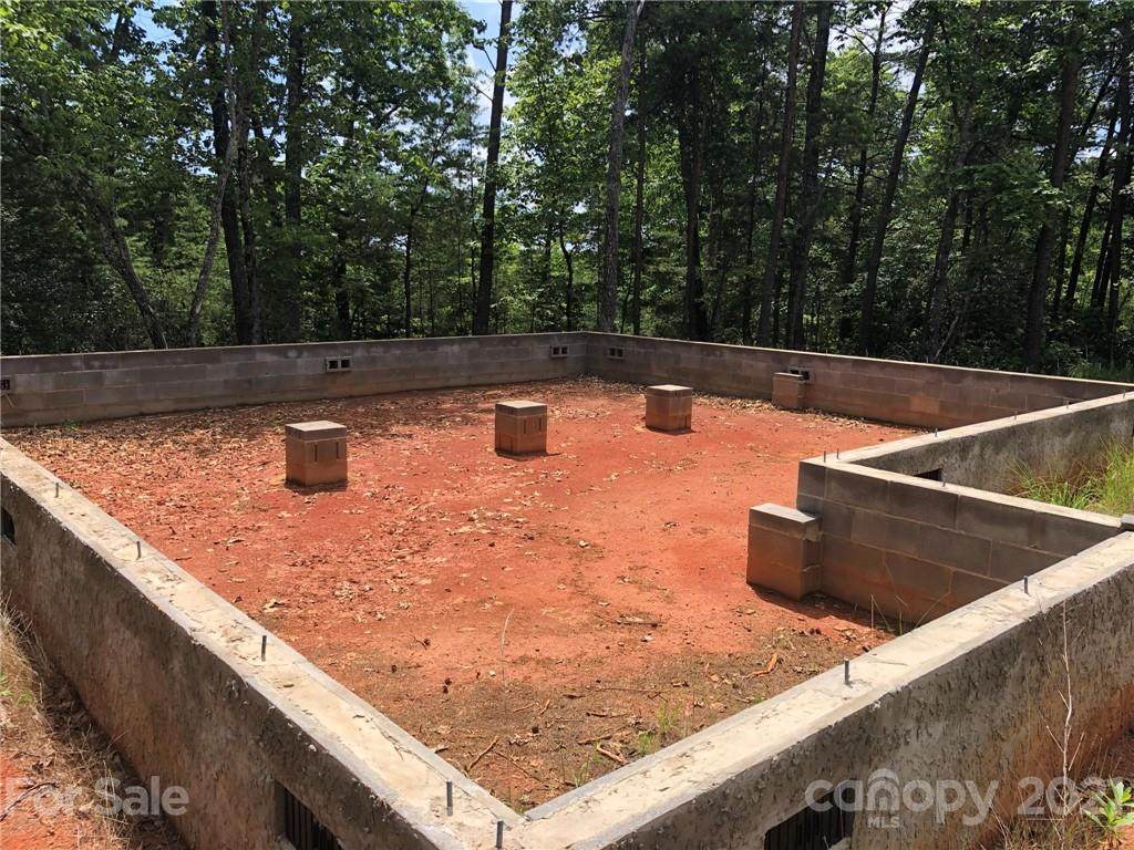 270 Birddog Boulevard - Photo 1