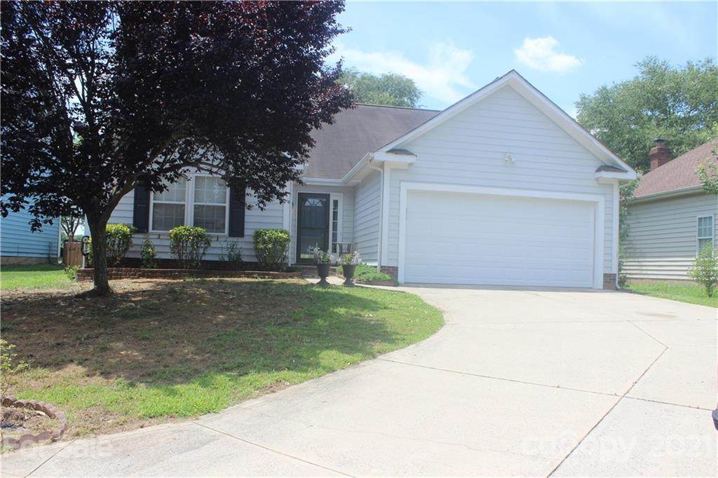 5204 Fennell Street - Photo 1