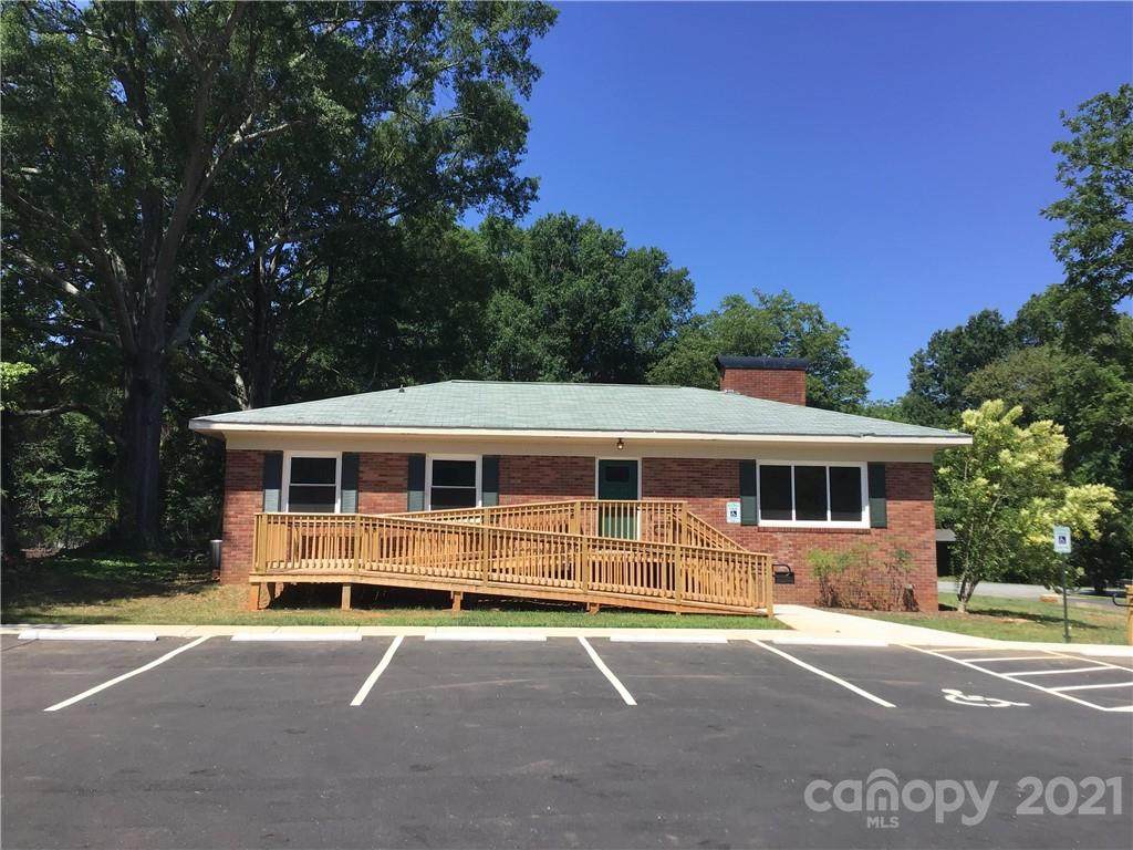 321 Center Street - Photo 1