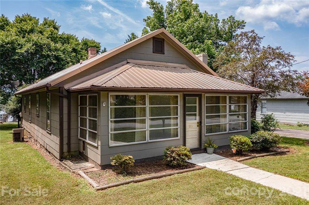 115 Myrtle Street - Photo 1