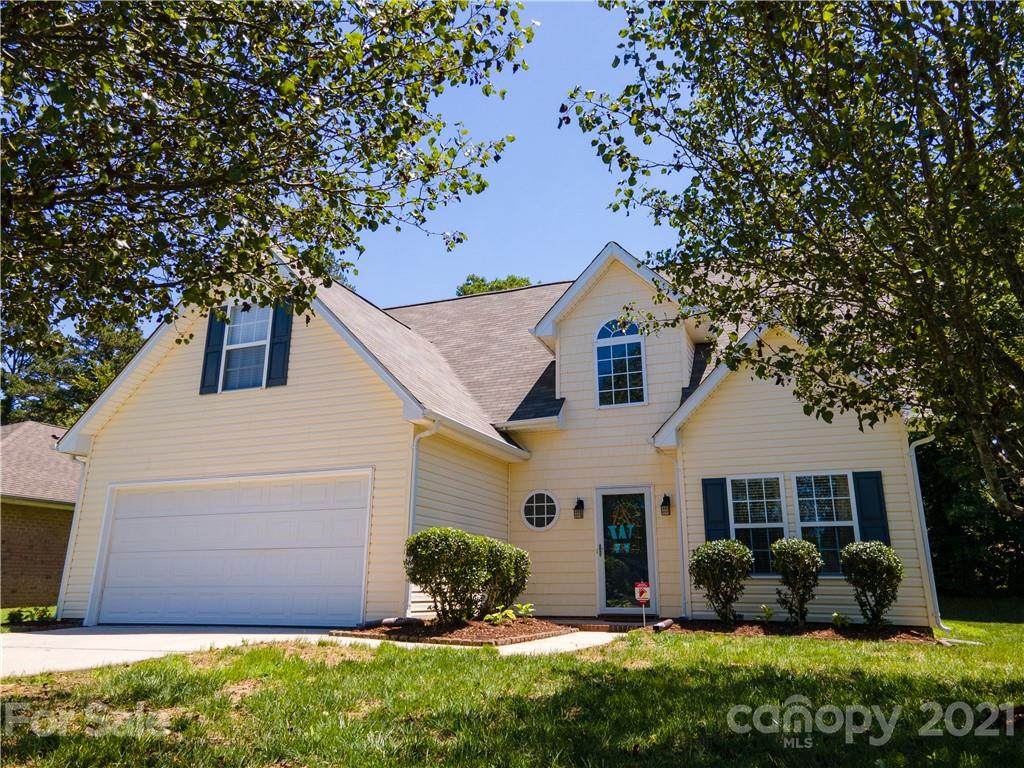 129 Newport Drive - Photo 1