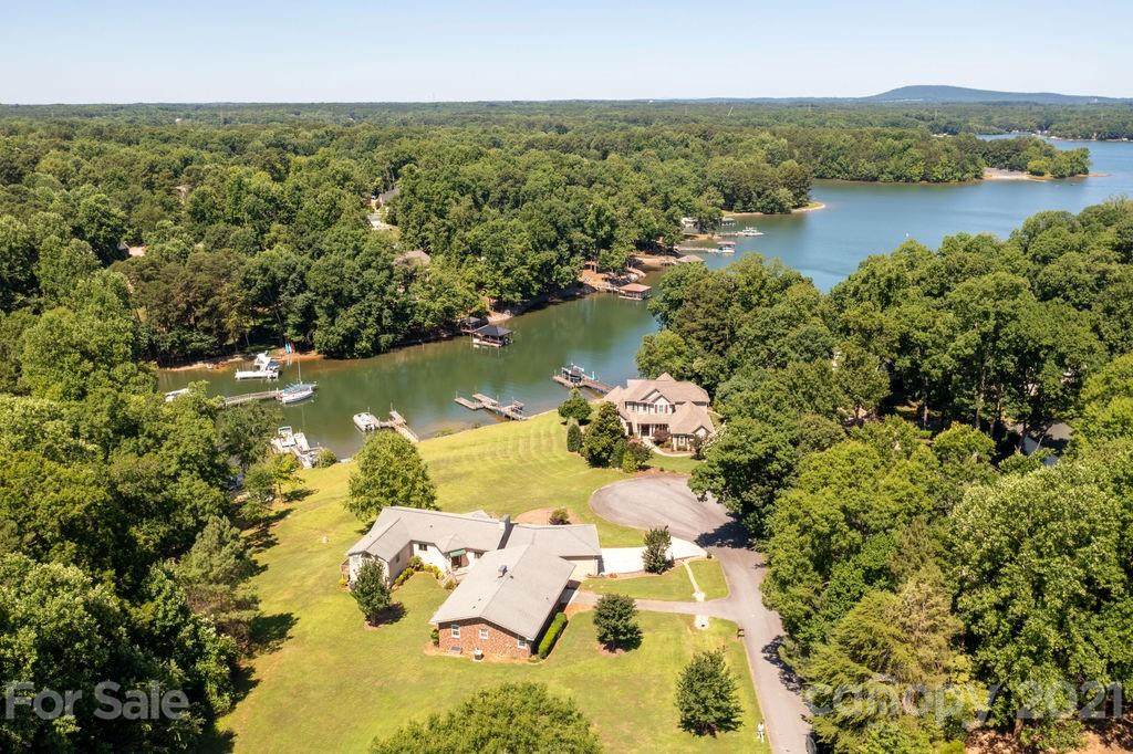7580 Woods Cove Court - Photo 1