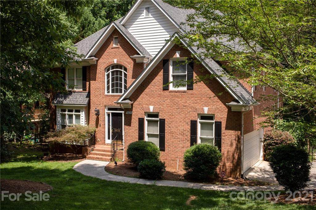 5634 Camelot Drive - Photo 1