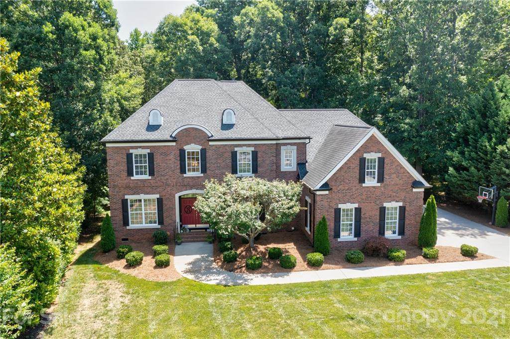 507 Hidden Manor Drive - Photo 1