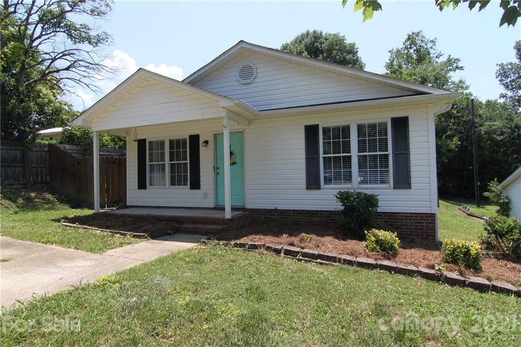 2503 Spencer Avenue - Photo 1