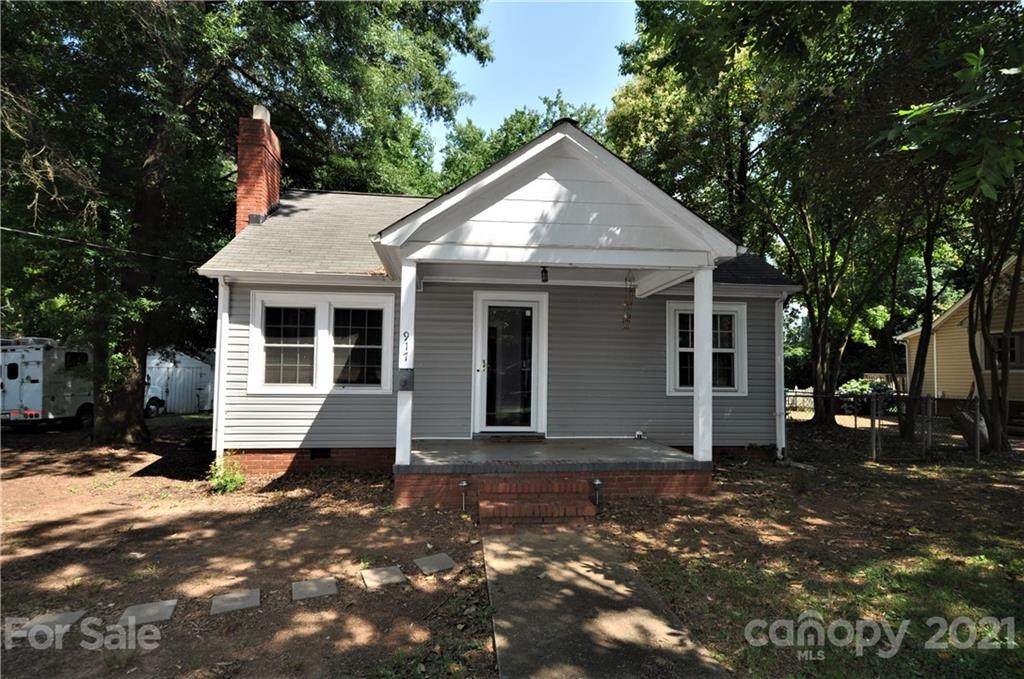 917 Tennyson Drive - Photo 1