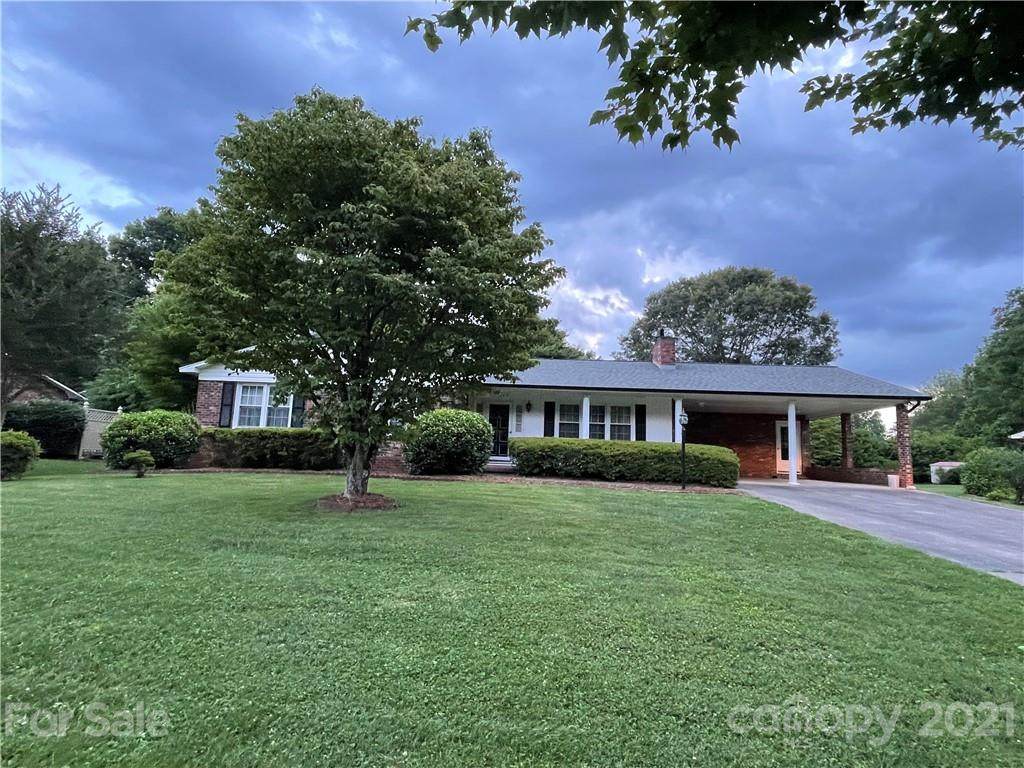 642 Central Street - Photo 1