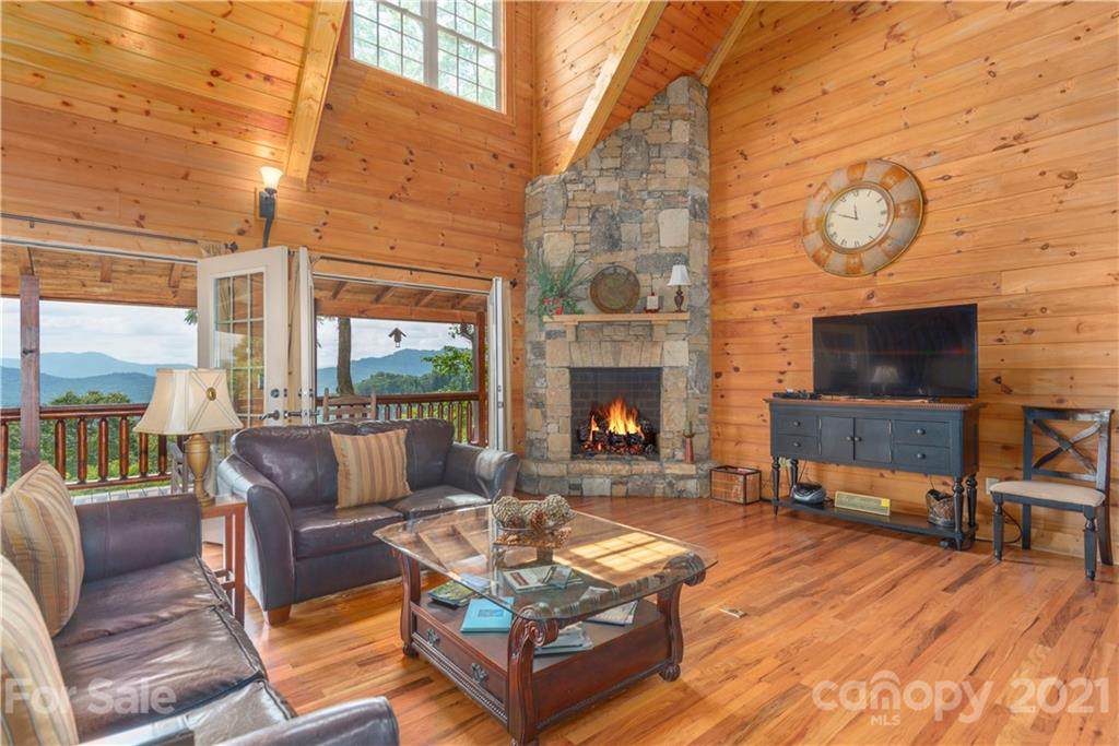 18 Bountiful Lane - Photo 1