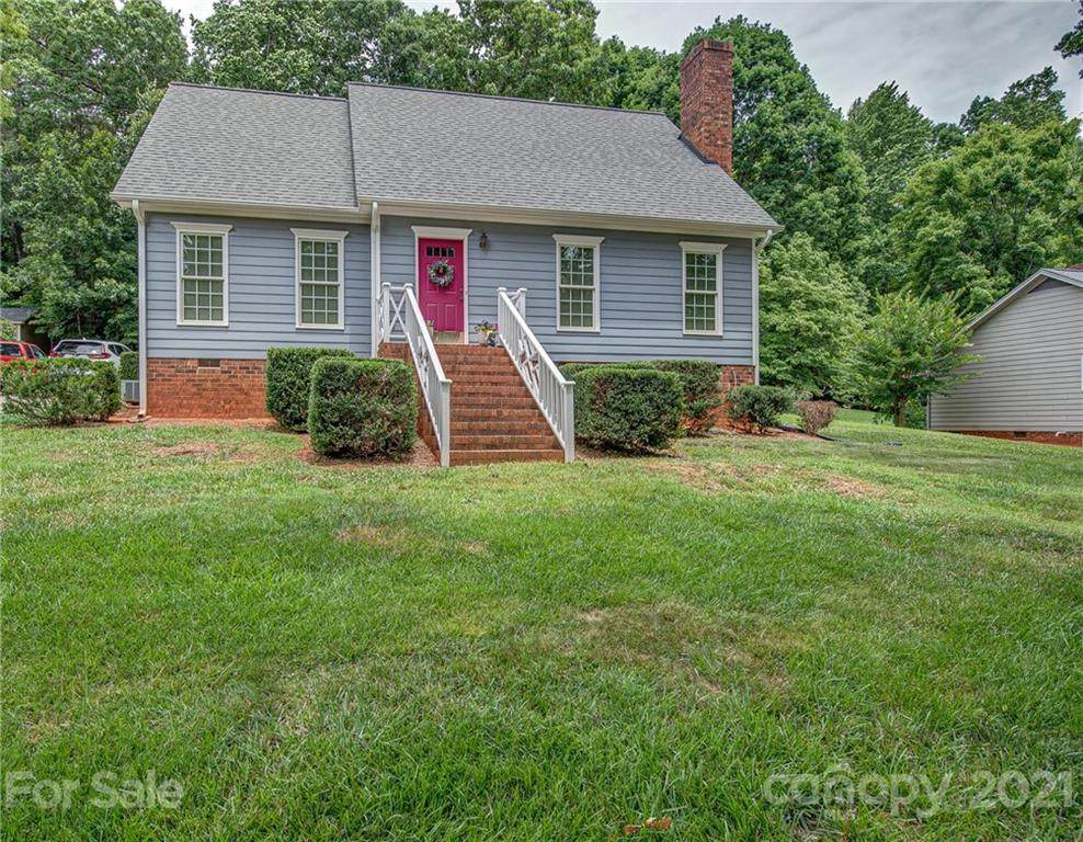 39 Bowen Drive - Photo 1