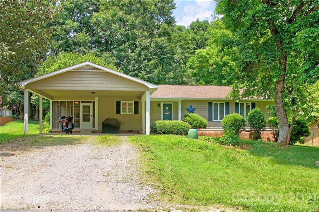 417 Beverly Drive - Photo 1