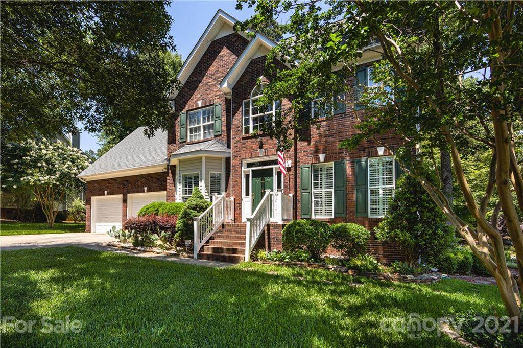 525 Aspen Lane - Photo 1