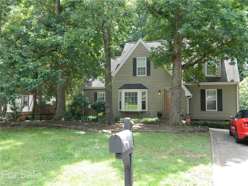 819 Pineborough Road - Photo 1