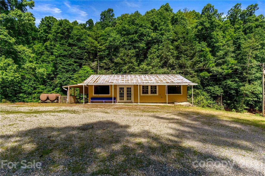 606 Spillcorn Road - Photo 1