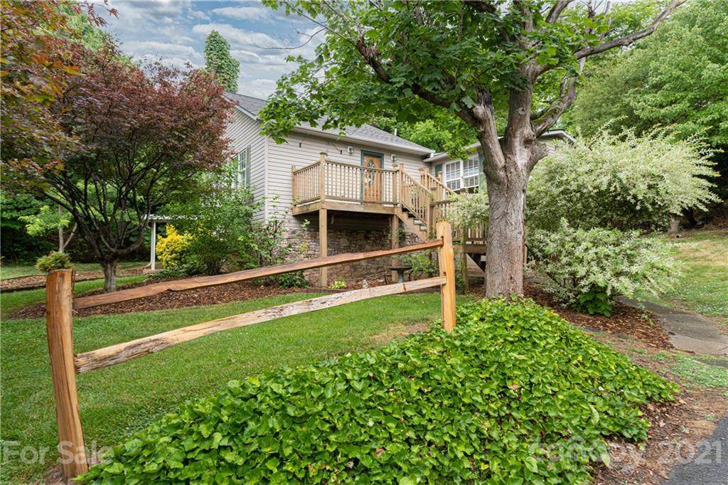 27 Poplar Lane - Photo 1