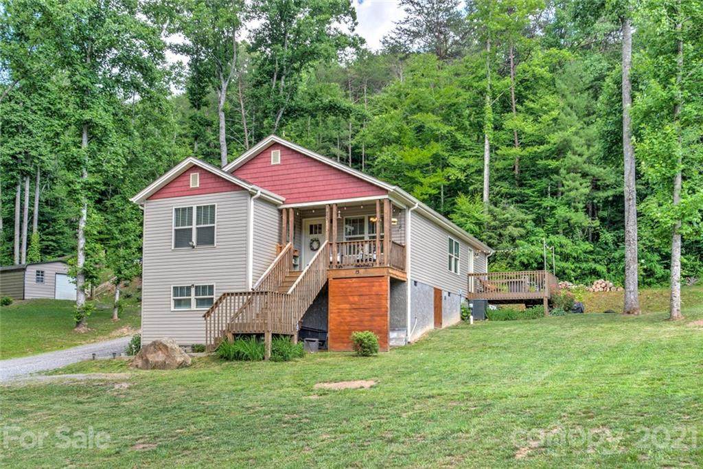 993 Bee Tree Road - Photo 1