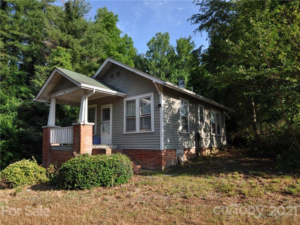 1627 5th Avenue - Photo 1
