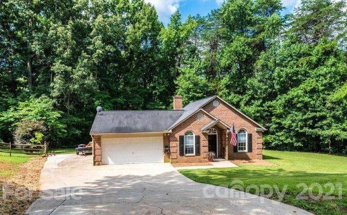 7340 Summitt Drive - Photo 1