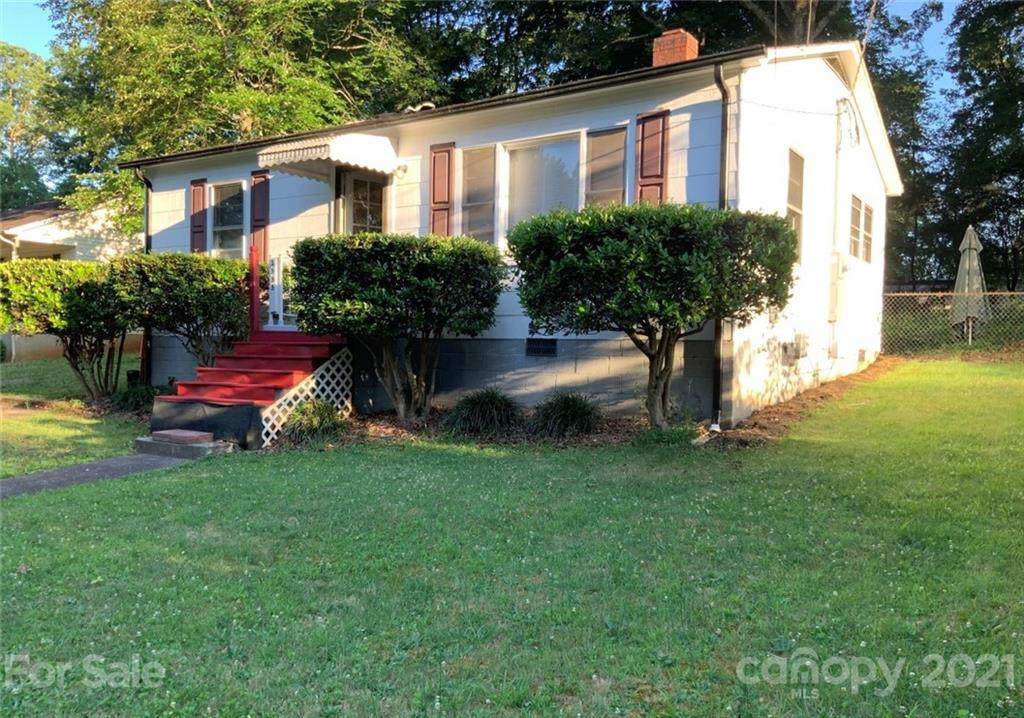 2555 12th Avenue - Photo 1