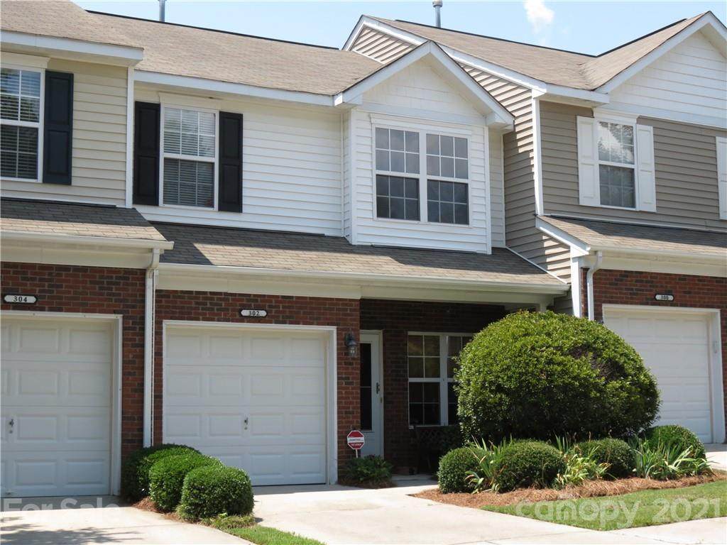 302 Azteca Drive - Photo 1