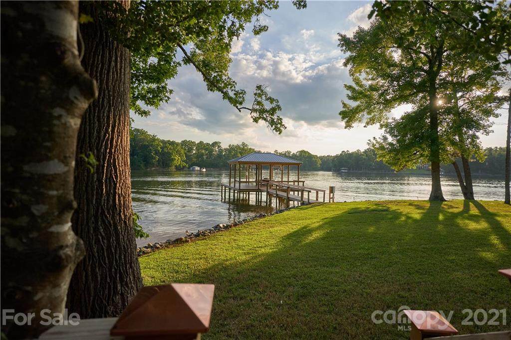 5141 Sunshine Harbor Road - Photo 1