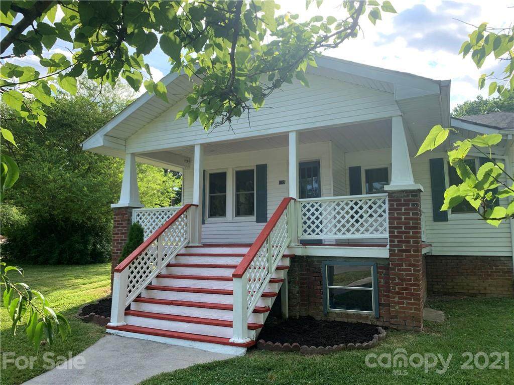 112 Beverly Avenue - Photo 1