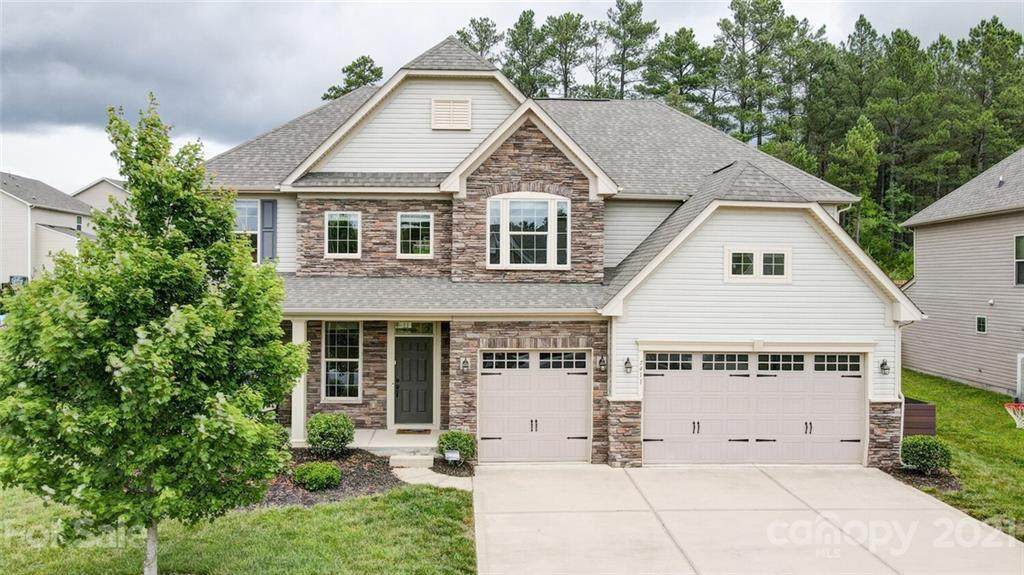7411 Greene Mill Avenue - Photo 1