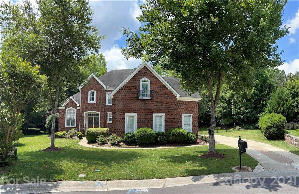 7603 Horseshoe Creek Drive - Photo 1