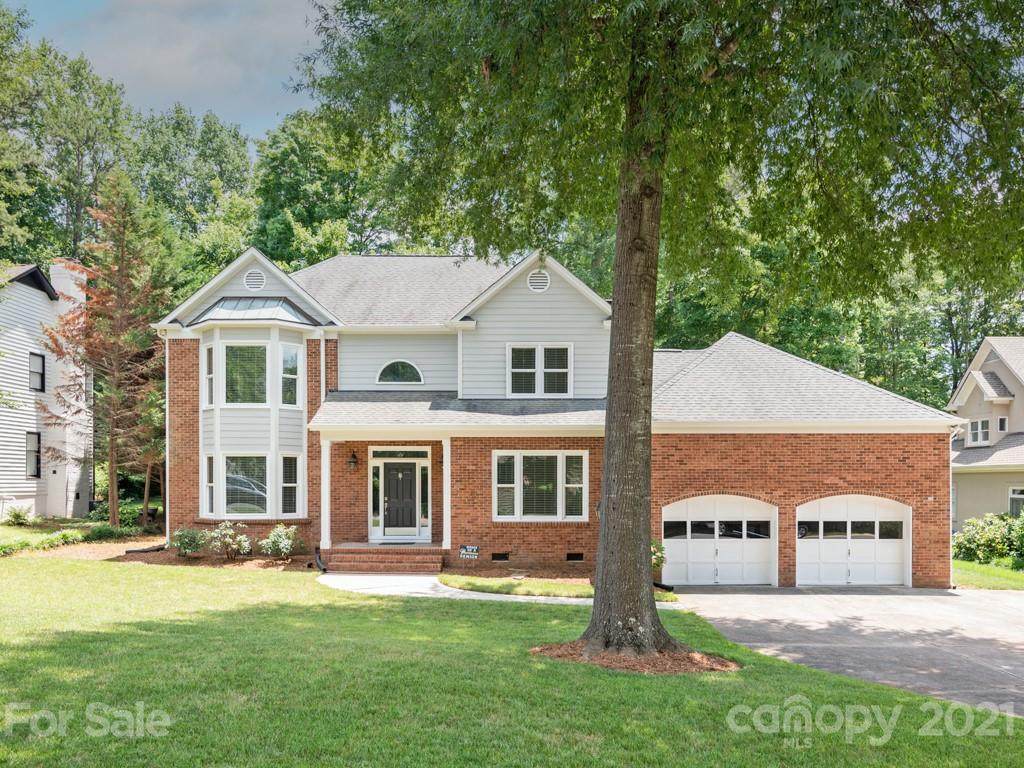 815 Brightwood Lane - Photo 1