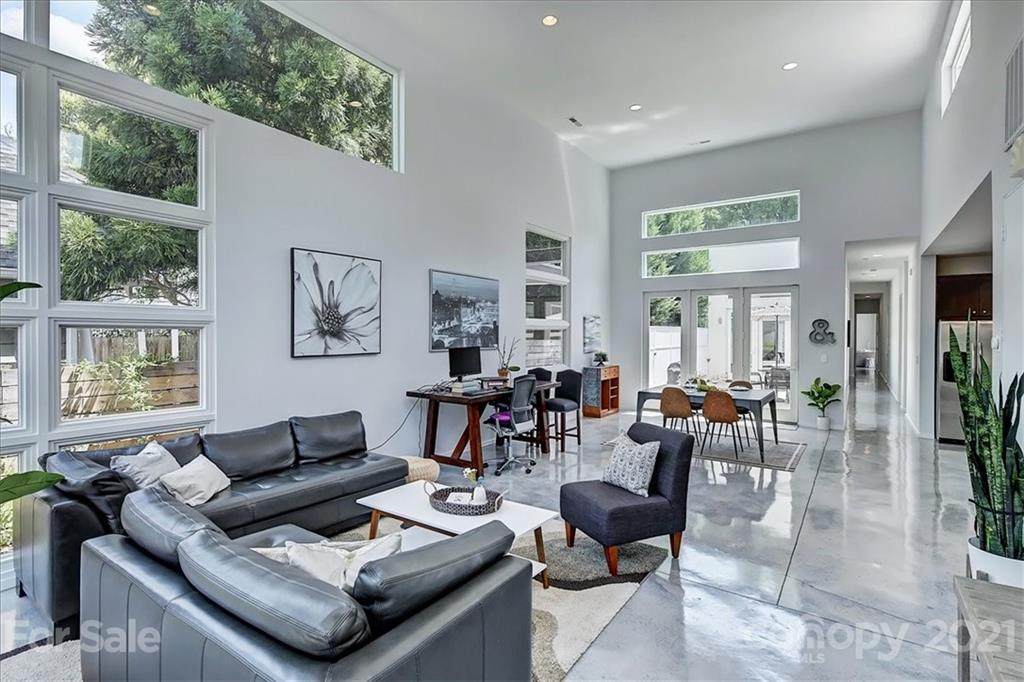 316 Solomon Street - Photo 1