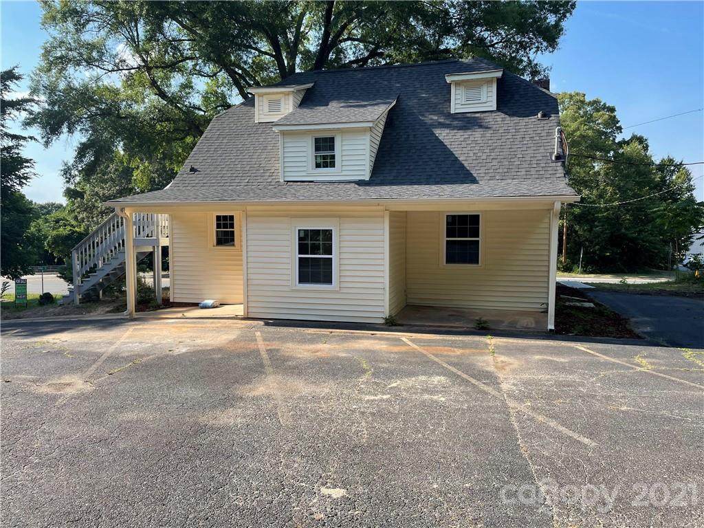 1801 Franklin Boulevard - Photo 1