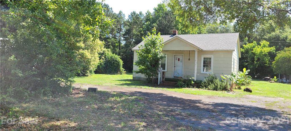 2621 Anderson Road - Photo 1