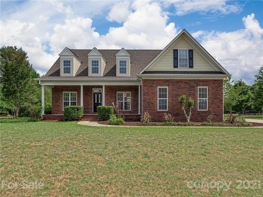 9009 Petunia Court - Photo 1