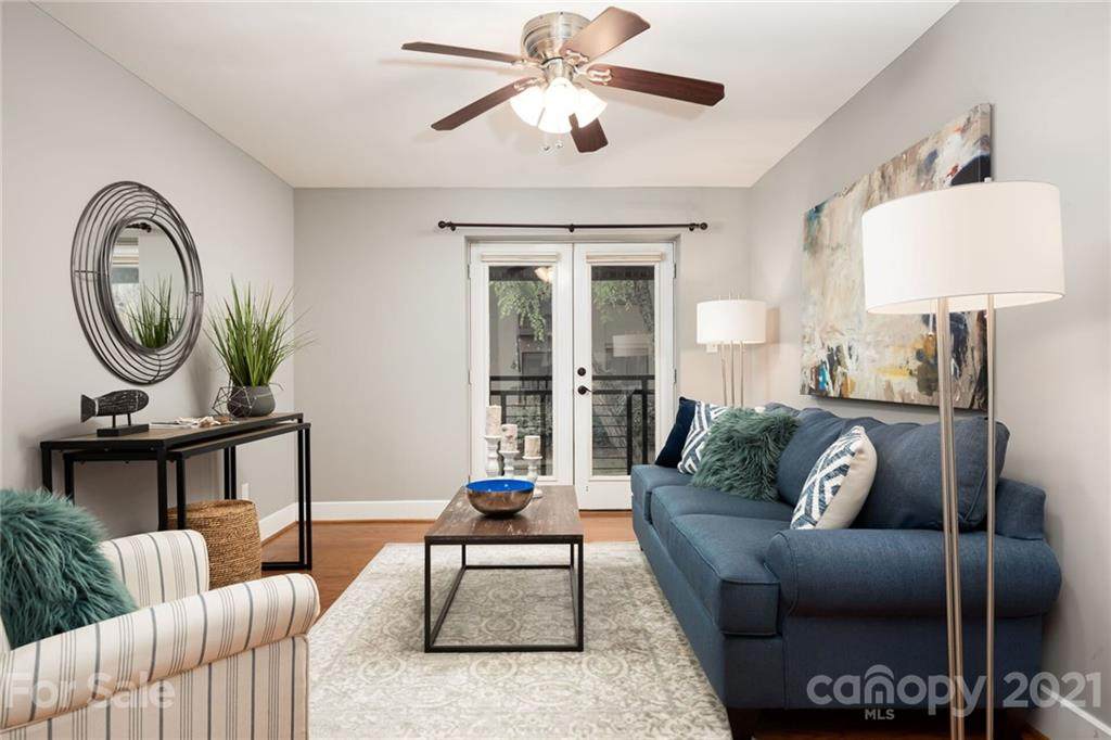 223 Dotger Avenue - Photo 1