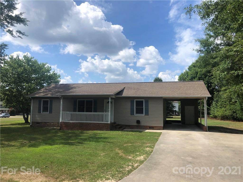 103 Woodside Drive - Photo 1
