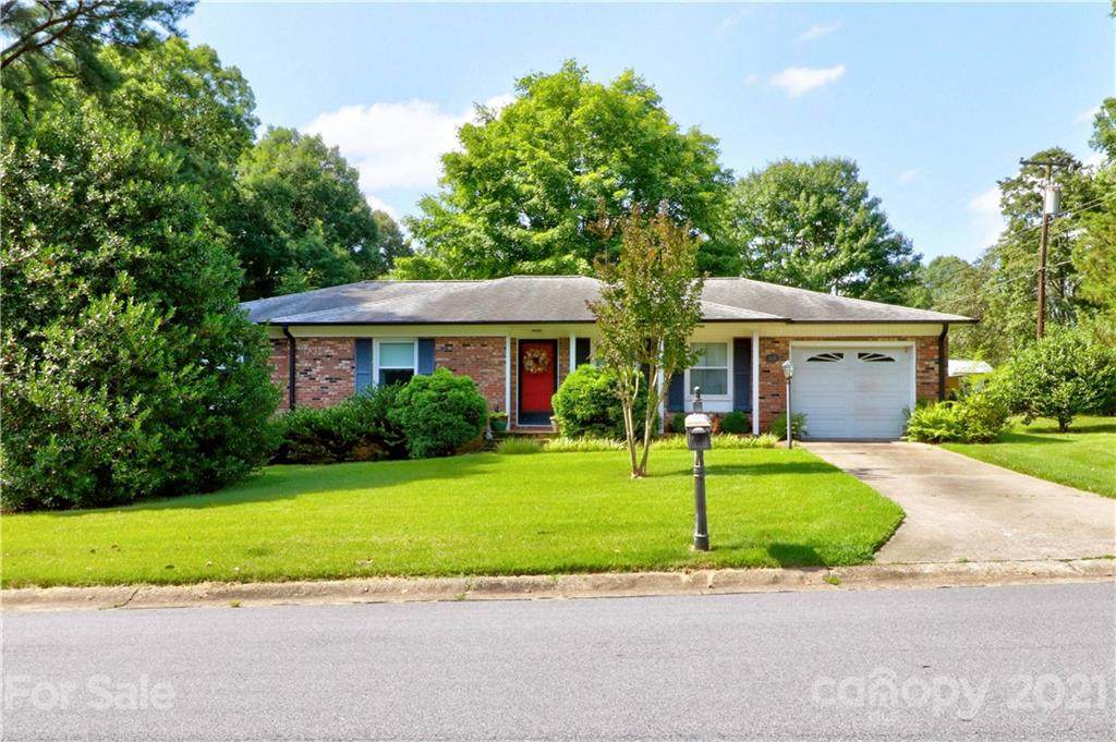 119 Brookfield Circle - Photo 1