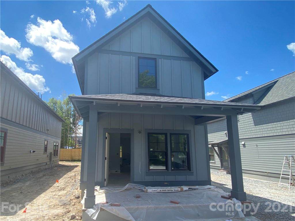 215 Johnson Street - Photo 1