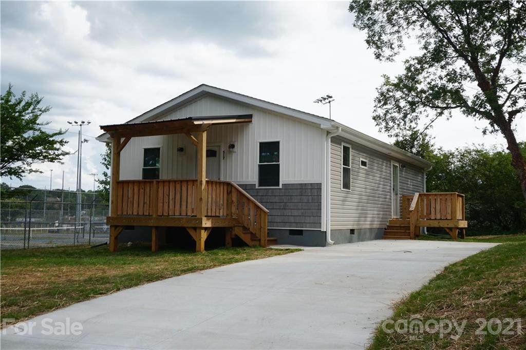 517 Brevard Street - Photo 1