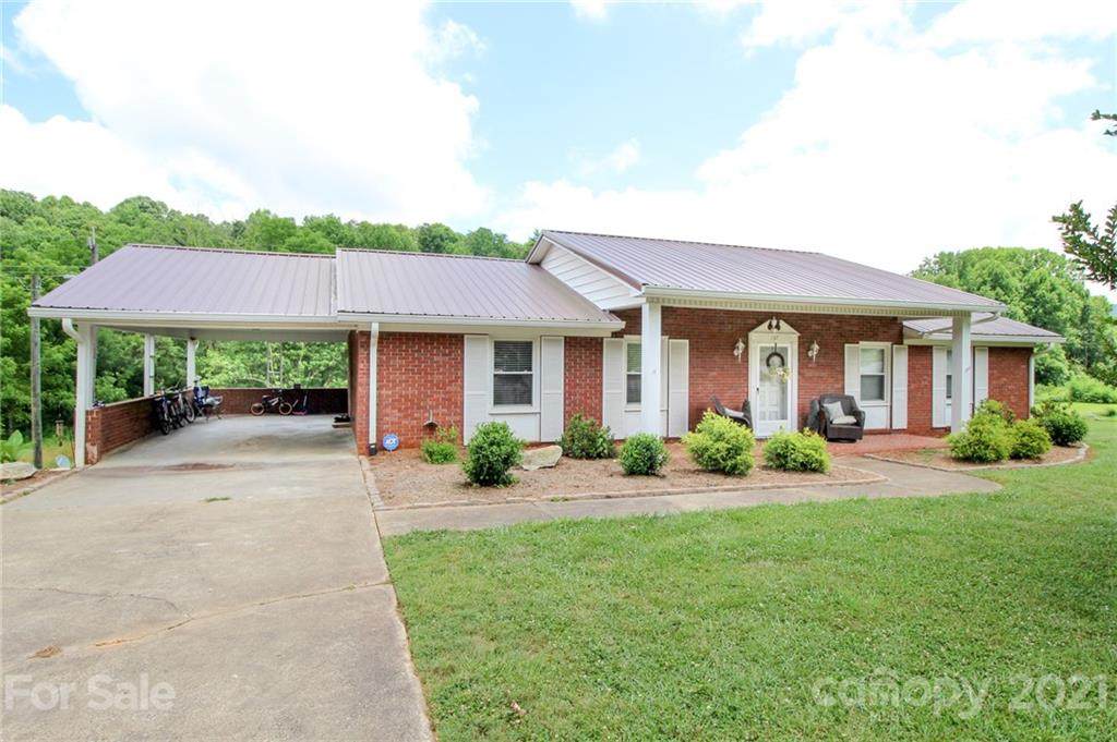 137 Oakdale Drive - Photo 1