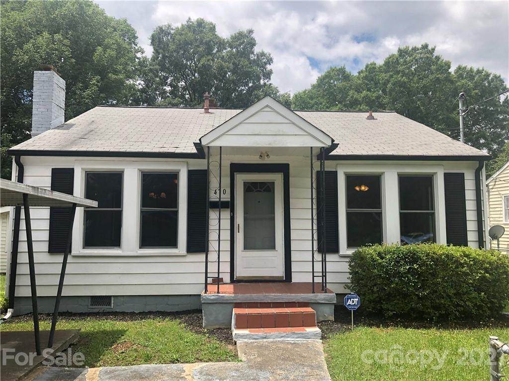 470 Summit Street - Photo 1