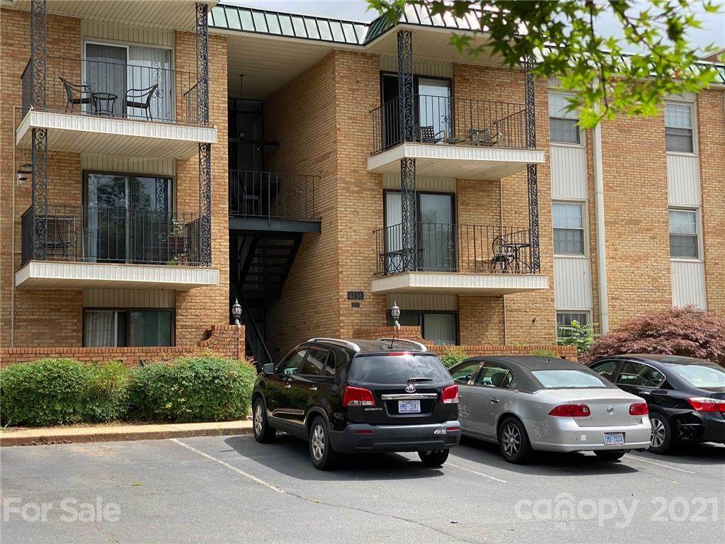 4736 Hedgemore Drive - Photo 1
