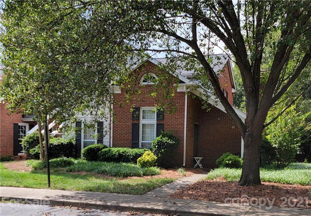 9109 Vicksburg Park Court - Photo 1