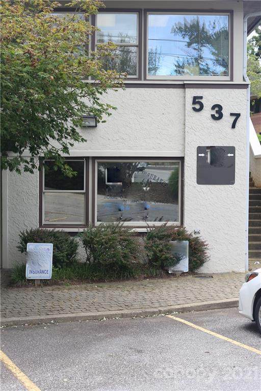 537 College Street - Photo 1