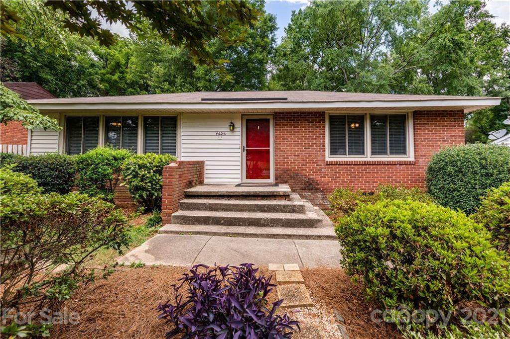 4626 Murrayhill Road - Photo 1