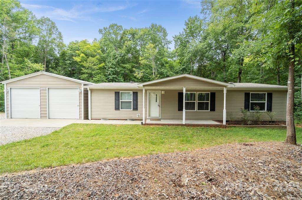 5663 Pug Lane - Photo 1