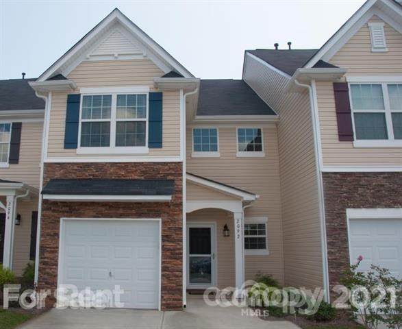 2092 Shady Pond Drive - Photo 1