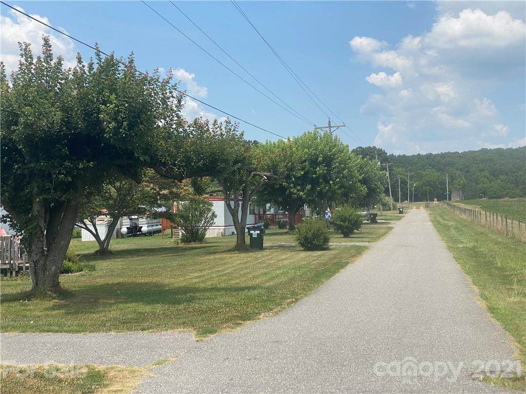 2125 Puetts Chapel Road - Photo 1